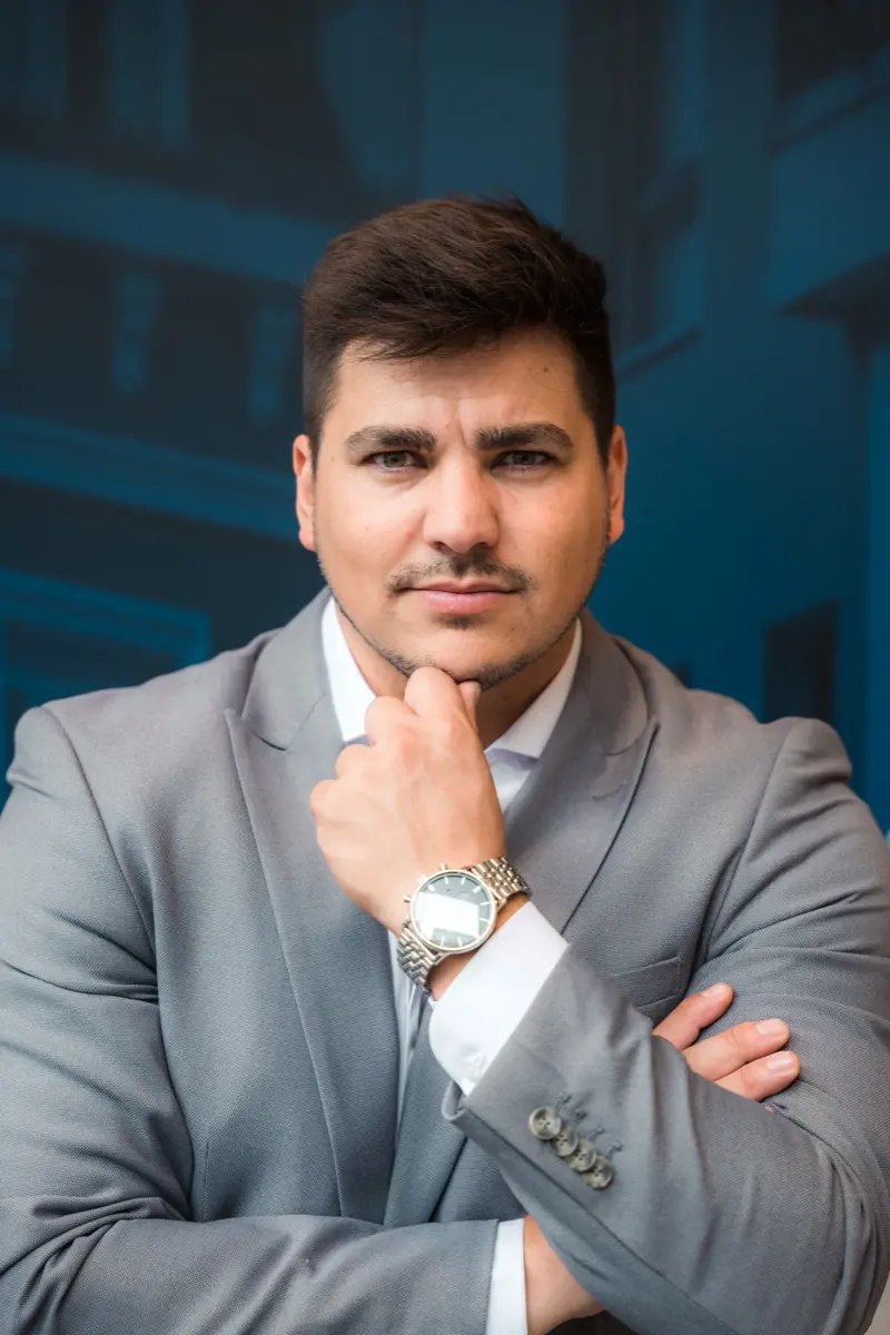 J. Matías